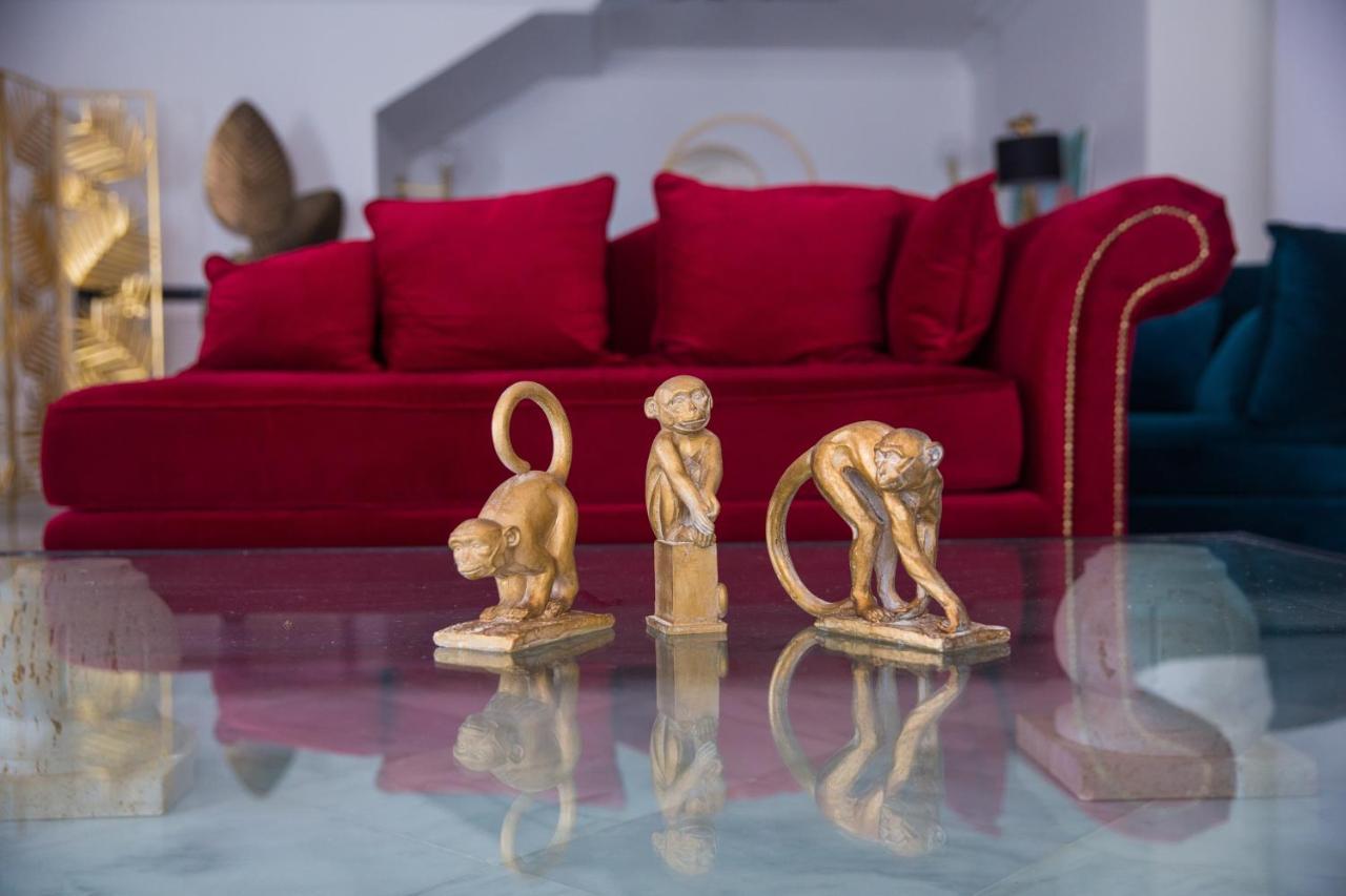 Gatsby Apartment